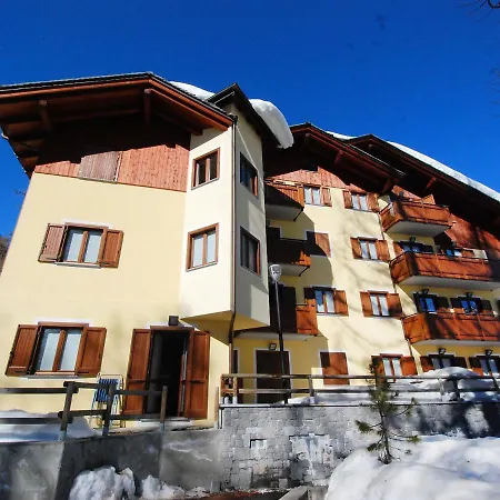 Appartement Locazione Turistica Stelvio.3 *