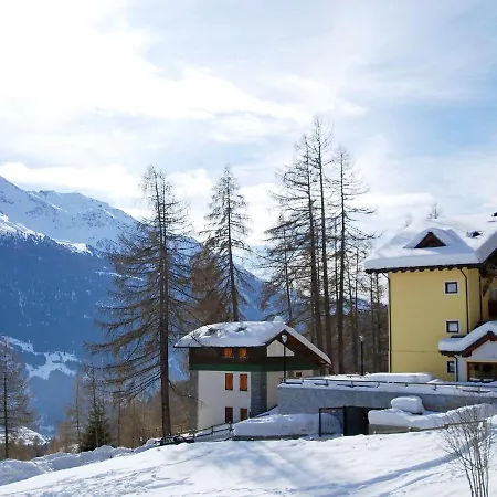 Locazione Turistica Stelvio.3 * Oga